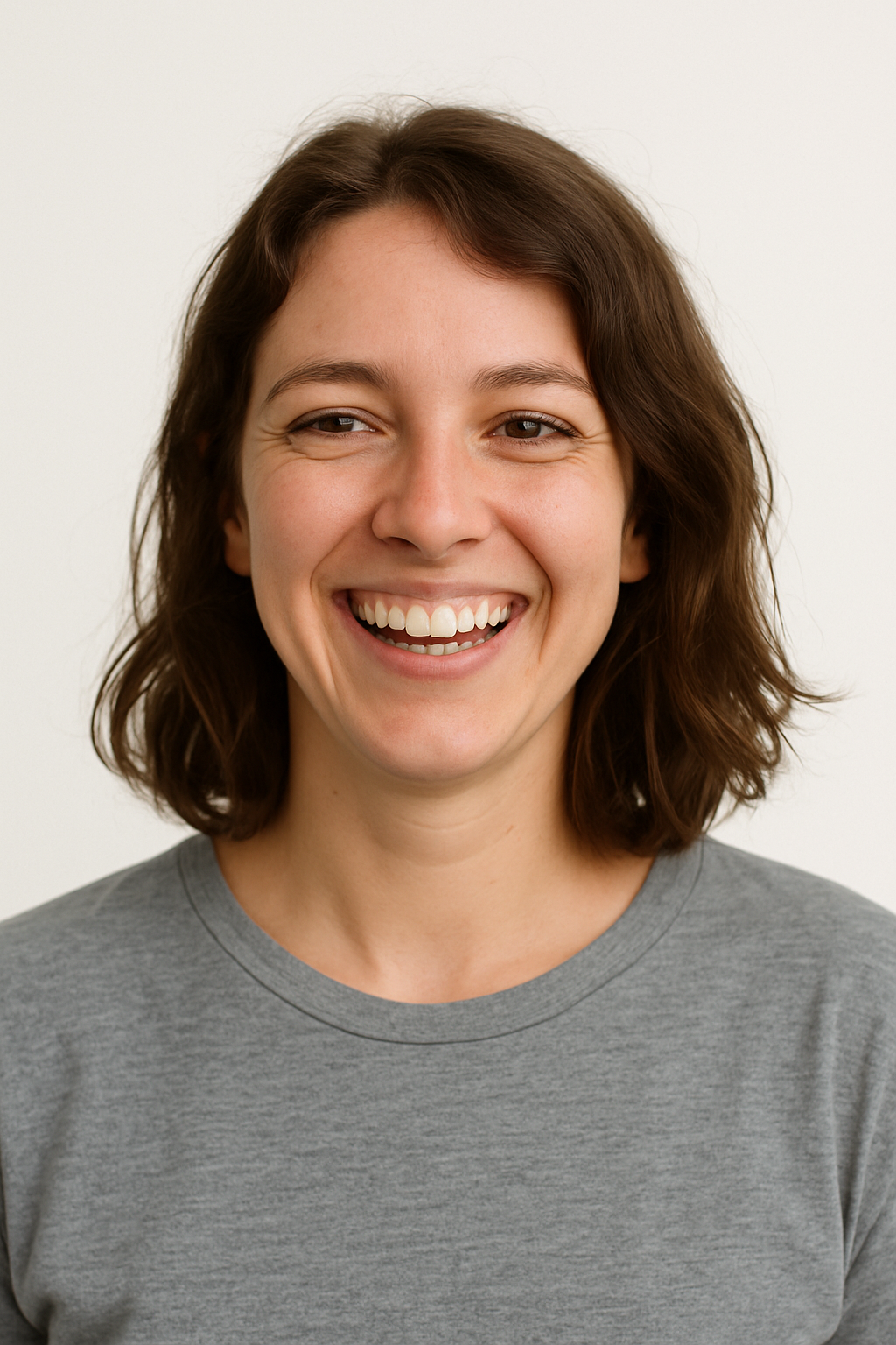 files/Blanke_vrouw_donker_haar.png